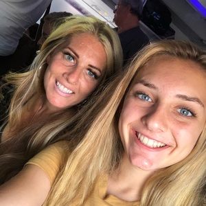 Meet your Posher, Angie